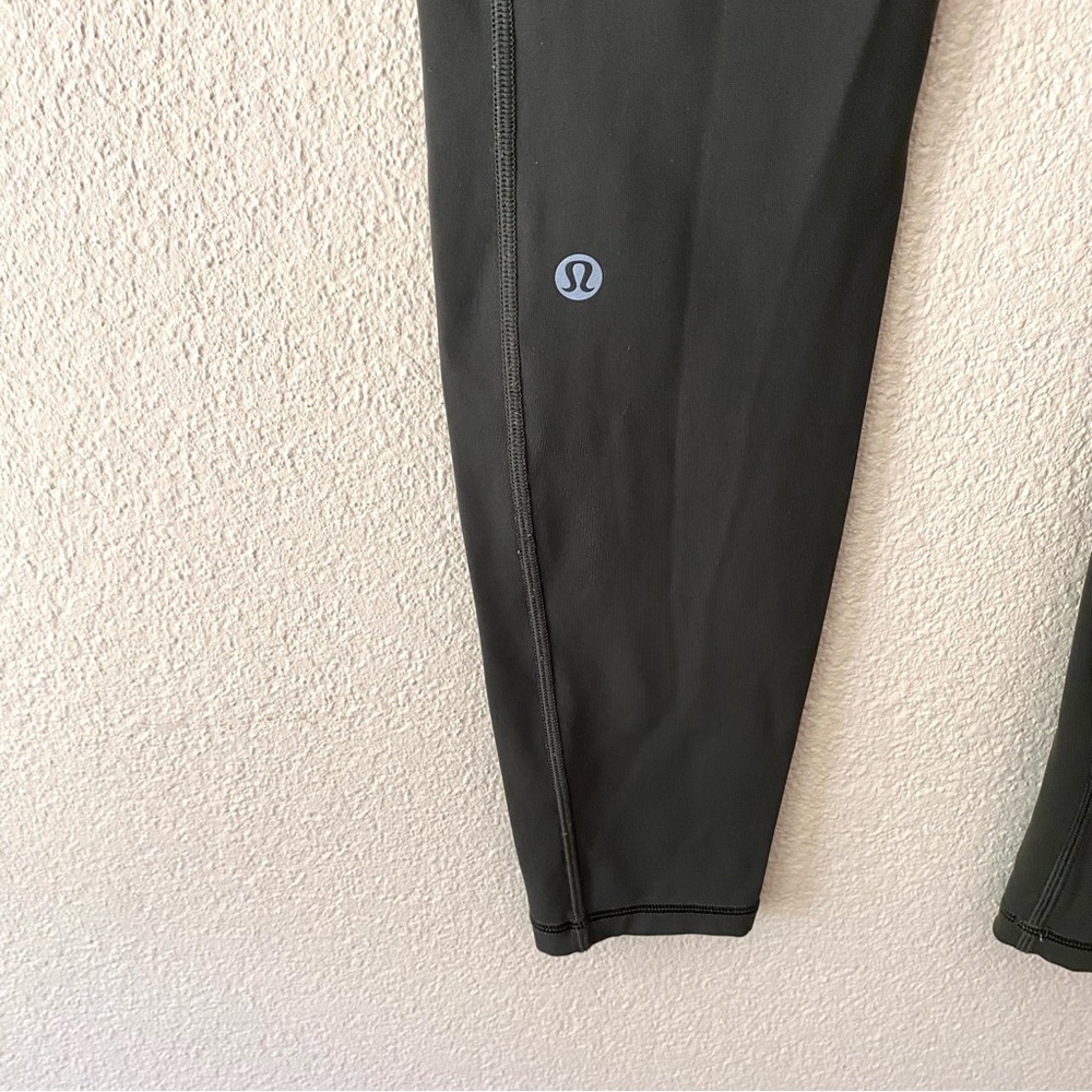 Lululemon Speed Up Tight Full-On Luxtreme 28" Leggings 4 - Picture 6 of 9